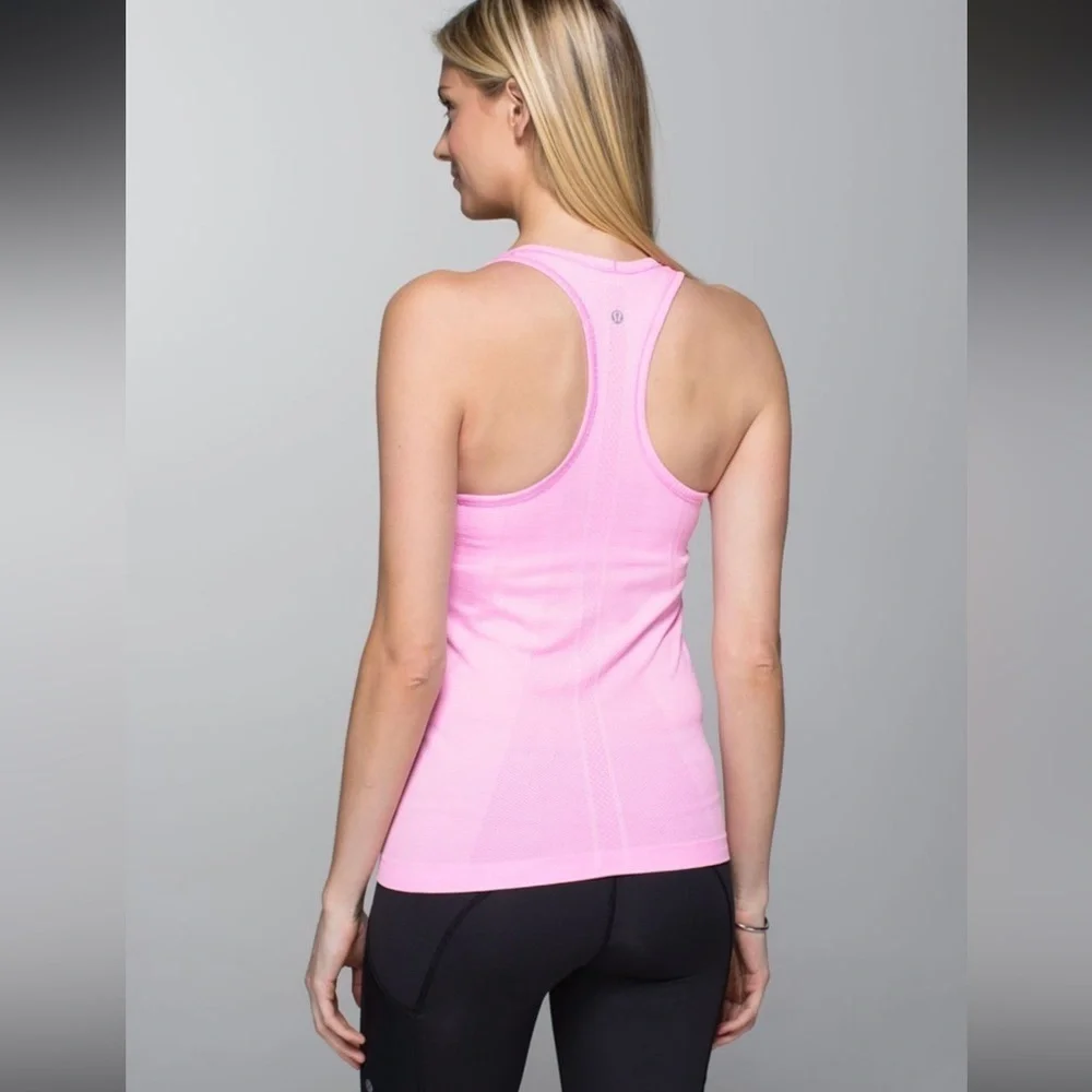 Lululemon Run: Swiftly Tech Racerback- size 4 - heathered vintage pink
